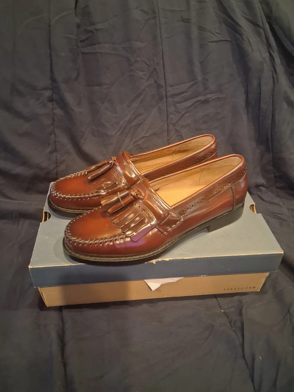 WEEJUNS® BY G.H. BASS & CO
